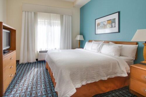 Fairfield Inn & Suites By Marriott Клермон Экстерьер фото