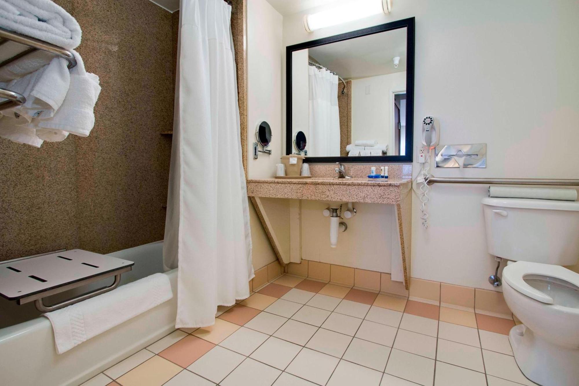 Fairfield Inn & Suites By Marriott Клермон Экстерьер фото